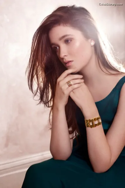 Alice Allegra Englert photo 16 of 56