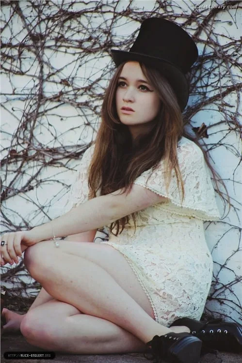 Alice Allegra Englert photo 3 of 56
