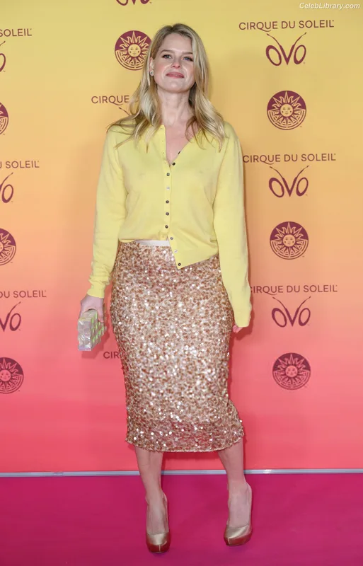 Alice Eve photo 19 of 411