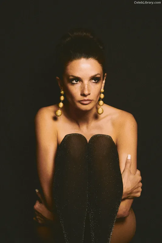 Alice Greczyn photo 23 of 132