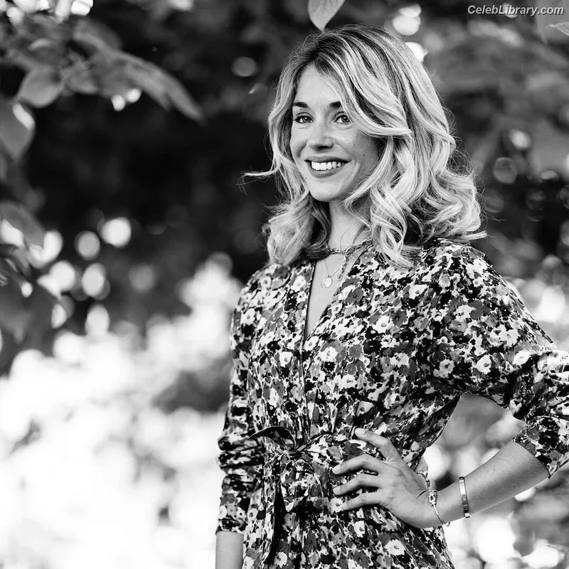 Alice Isaaz photo 2 of 178