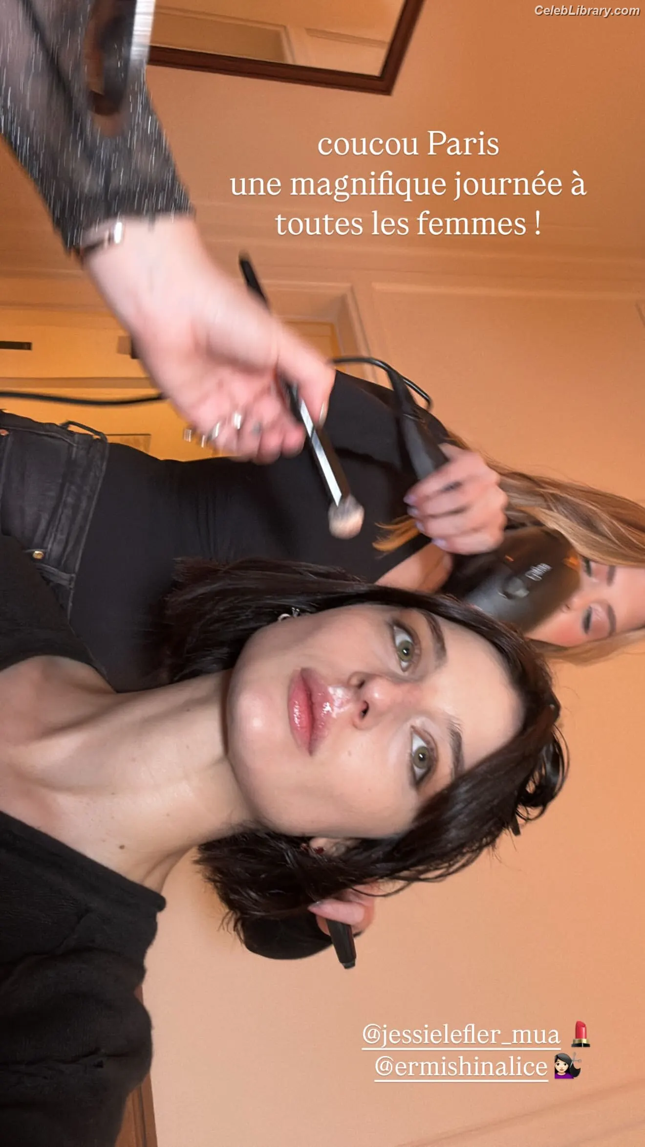Alice Pagani photo 1 of 392