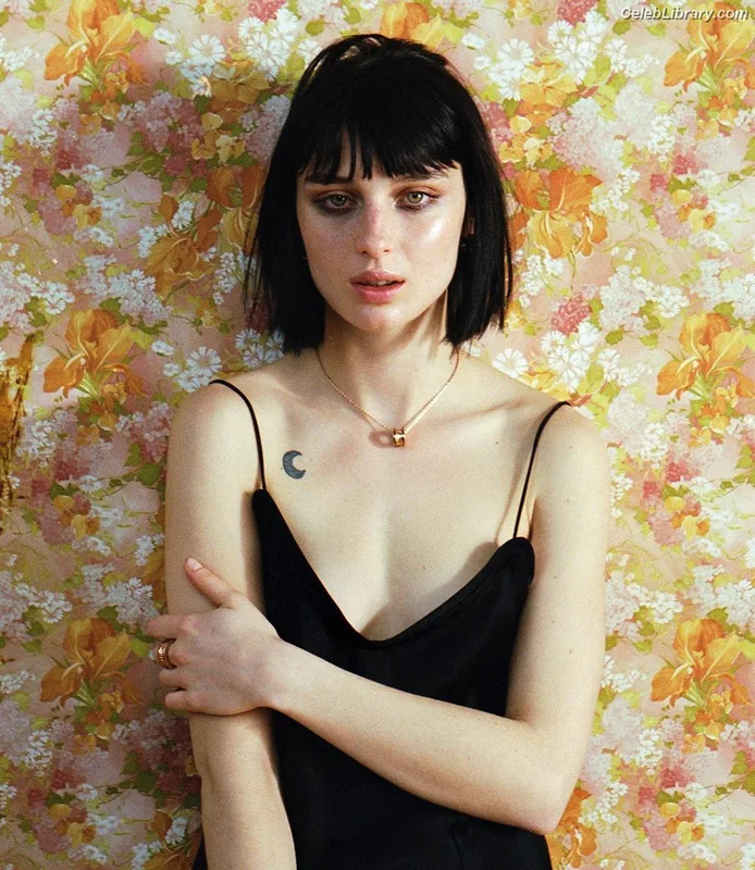Alice Pagani photo 7 of 393
