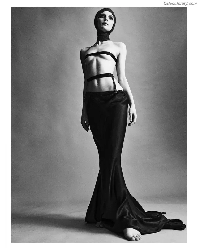 Alice Pagani photo 14 of 393