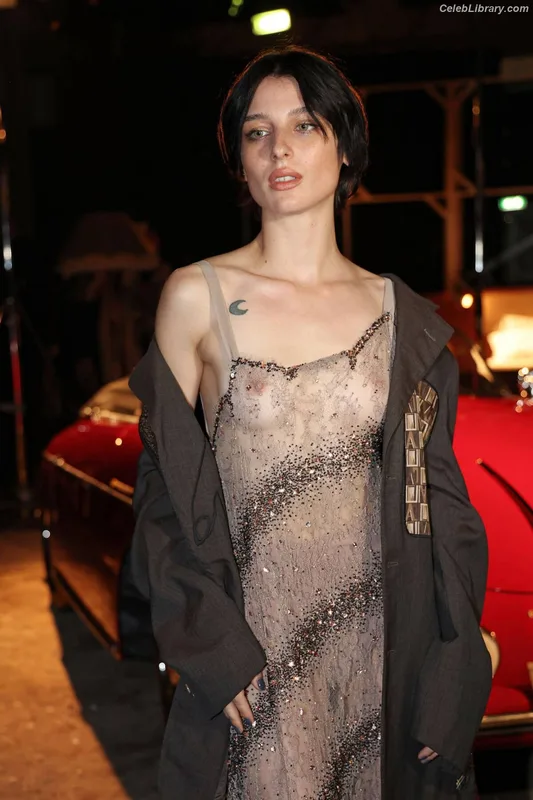 Alice Pagani photo 14 of 393