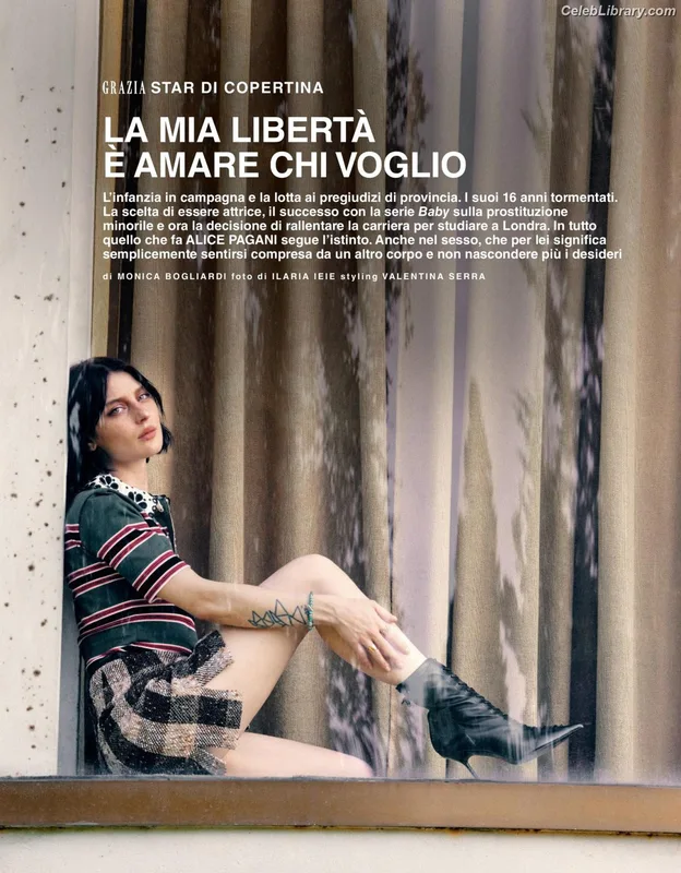 Alice Pagani photo 23 of 393