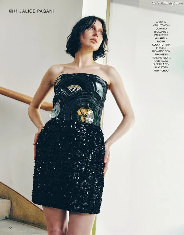 Alice Pagani photo 1 of 393