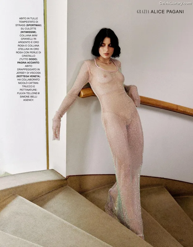 Alice Pagani photo 5 of 393