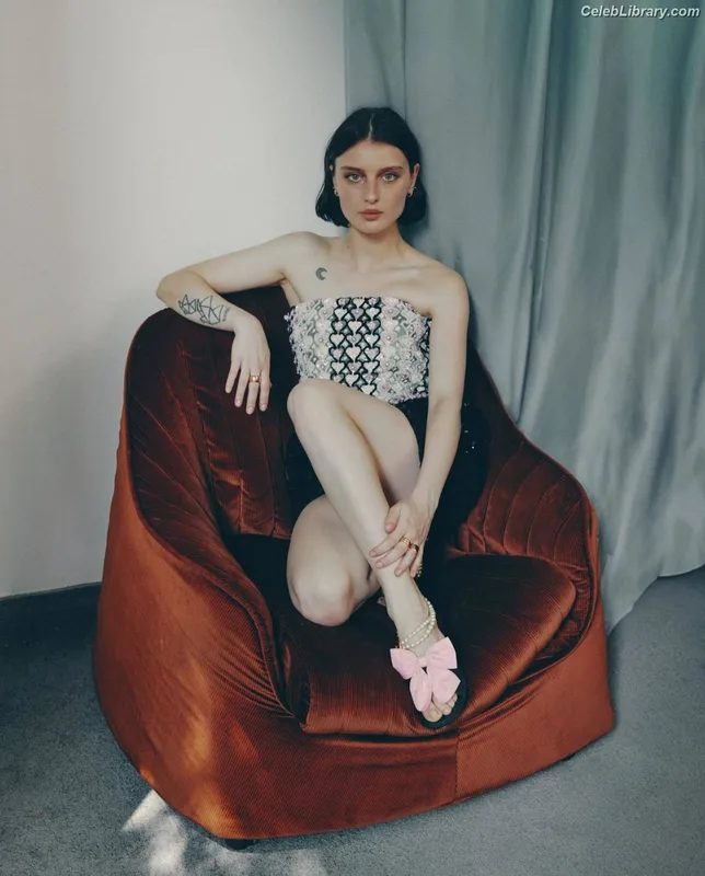 Alice Pagani photo 6 of 393