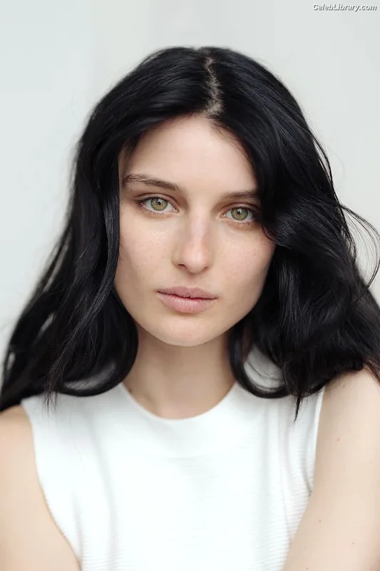 Alice Pagani photo 1 of 393