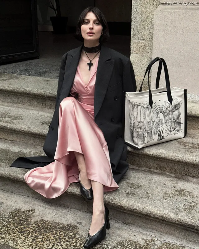 Alice Pagani photo 23 of 393