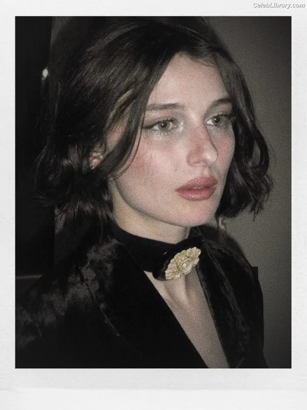Alice Pagani photo 14 of 393