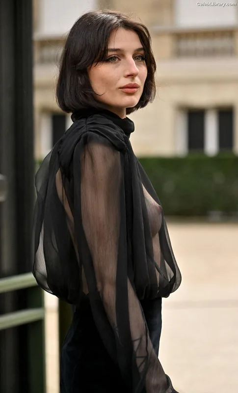 Alice Pagani photo 15 of 393