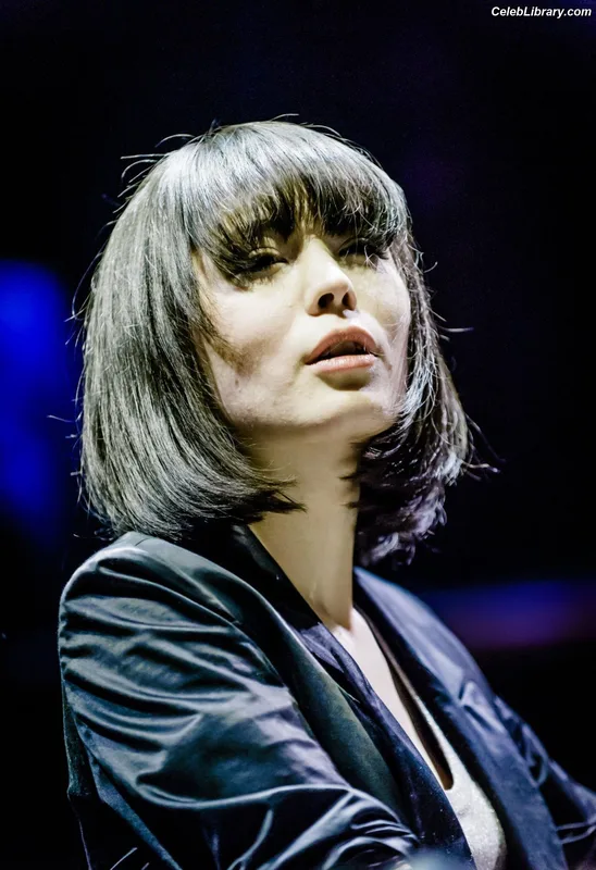 Alice Sara Ott photo 1 of 22