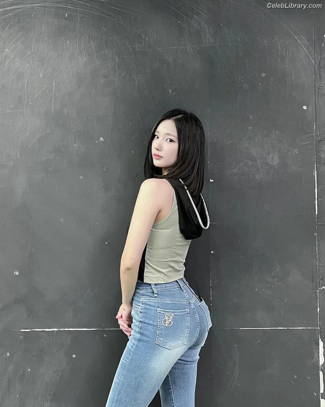 ALICE SOHEE Kim So-hee photo 10 of 42