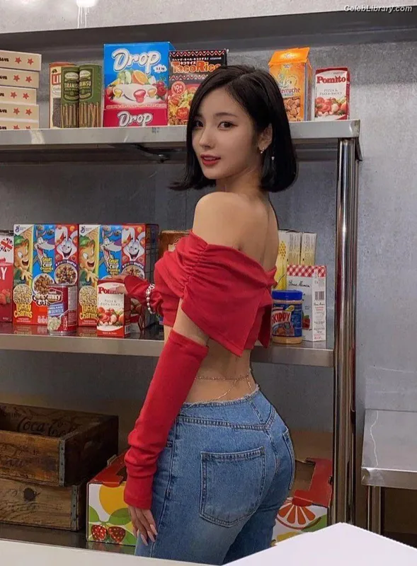ALICE SOHEE Kim So-hee photo 23 of 42