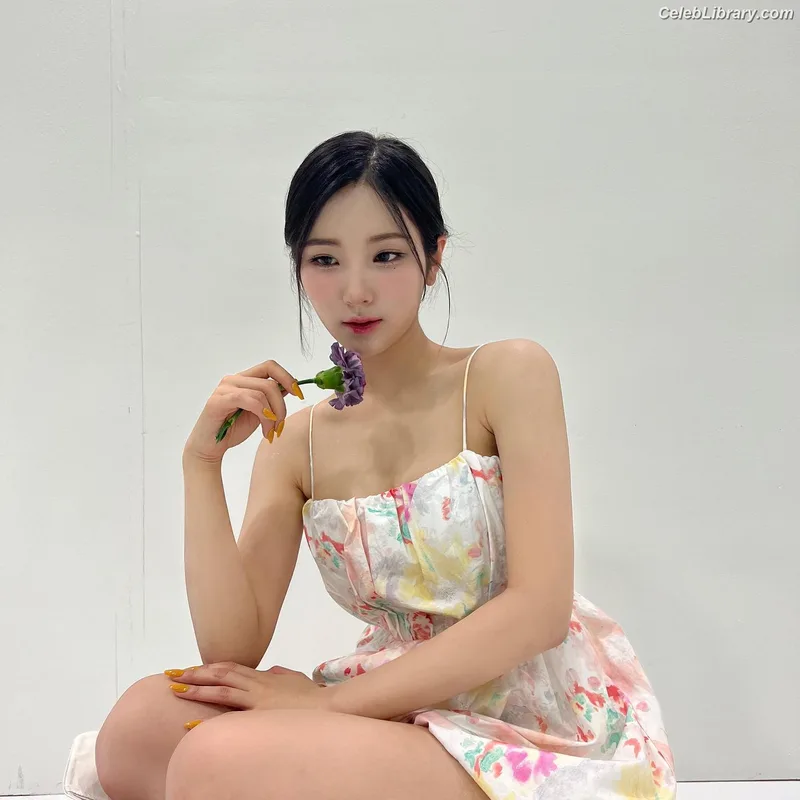 ALICE SOHEE Kim So-hee photo 5 of 42