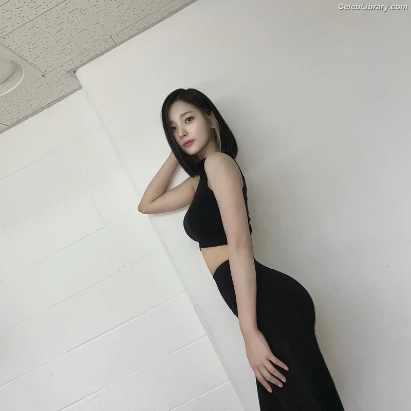 ALICE SOHEE Kim So-hee photo 12 of 42