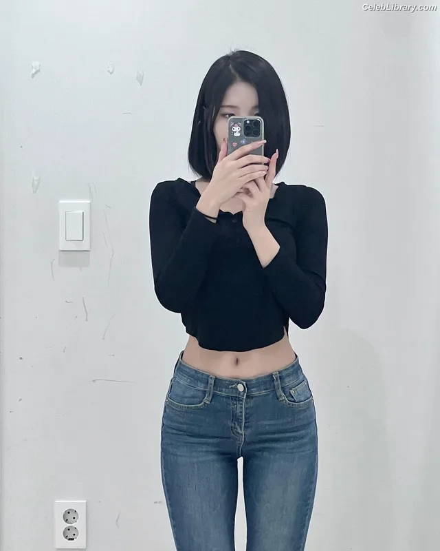ALICE SOHEE Kim So-hee photo 14 of 42