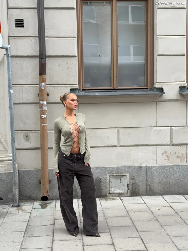 Alice Stenlöf photo 4 of 54