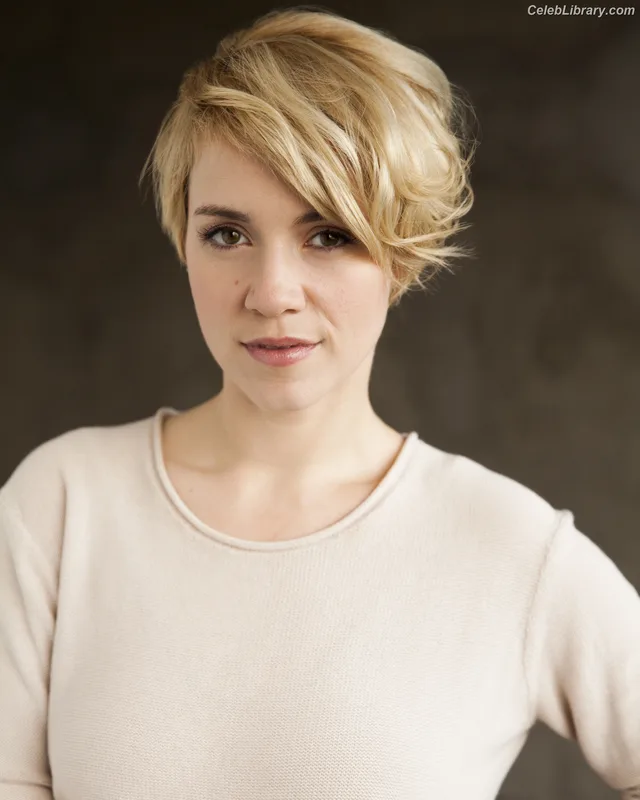 Alice Wetterlund photo 1 of 25