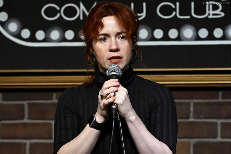 Alice Wetterlund photo 7 of 25