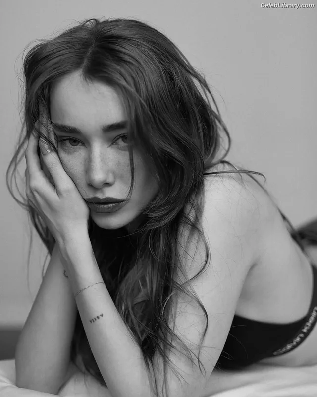 Alicia Bercán photo 2 of 44