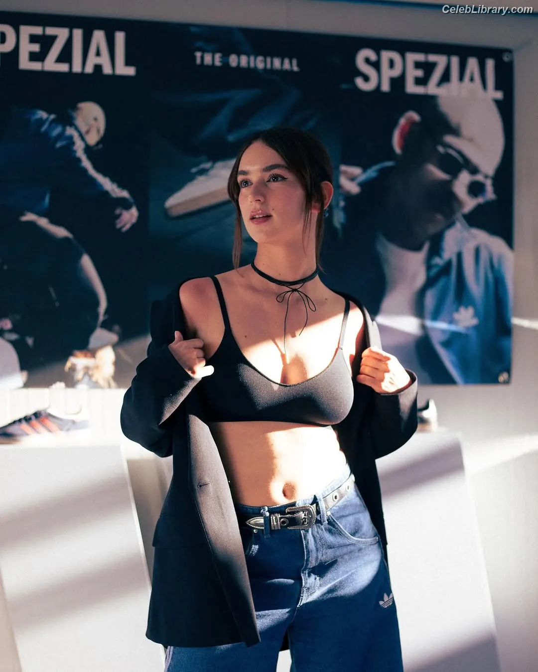 Alícia Falcó photo 2 of 62