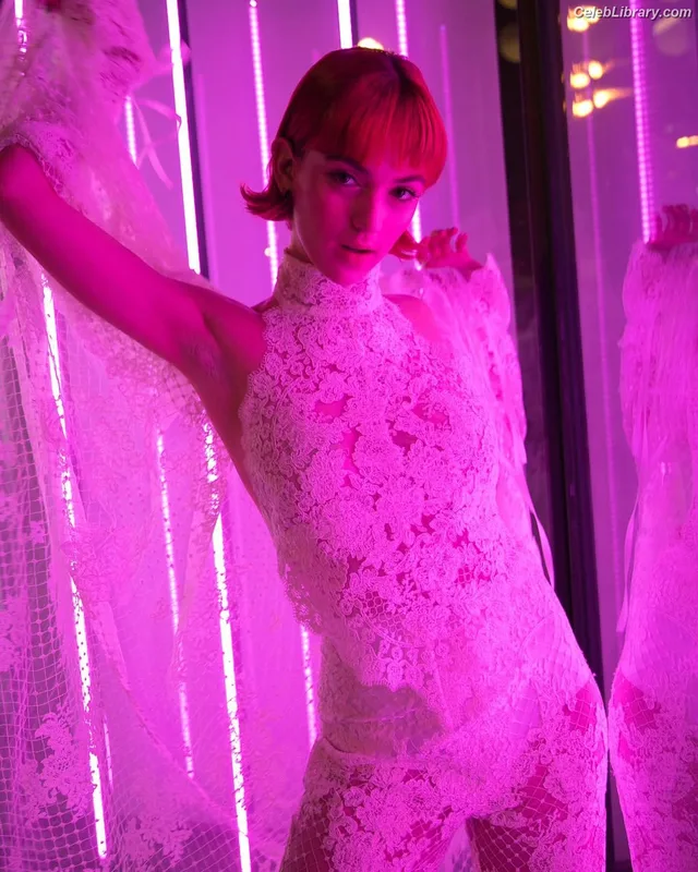 Alícia Falcó photo 10 of 63
