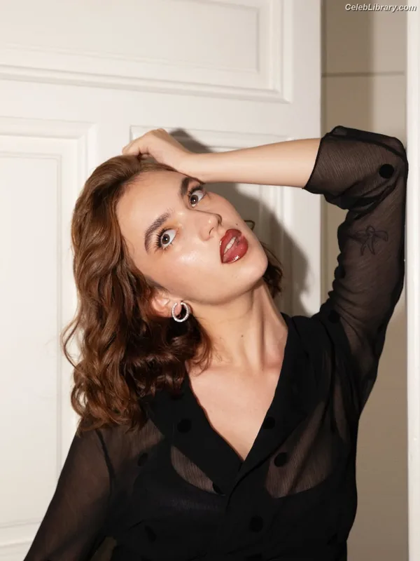 Alícia Falcó photo 3 of 63