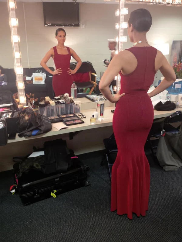Alicia Keys photo 16 of 232