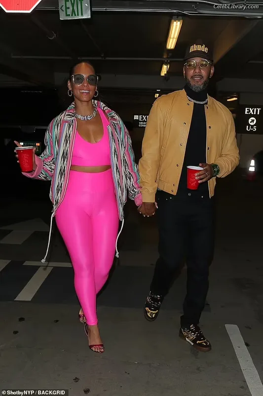 Alicia Keys photo 21 of 232