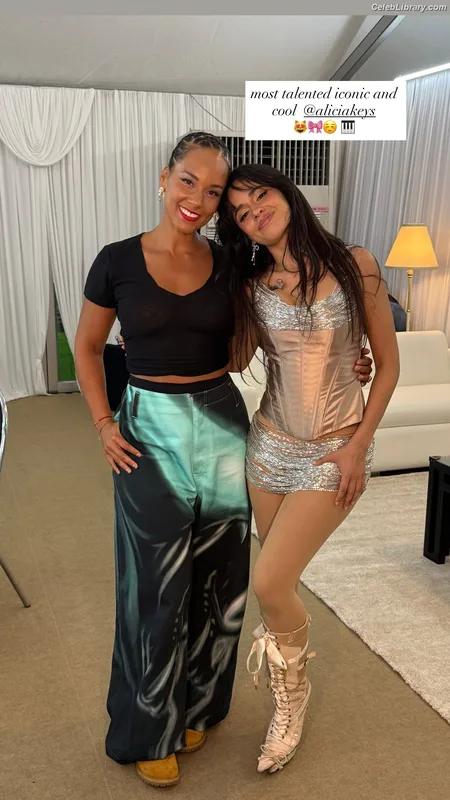 Alicia Keys photo 5 of 232