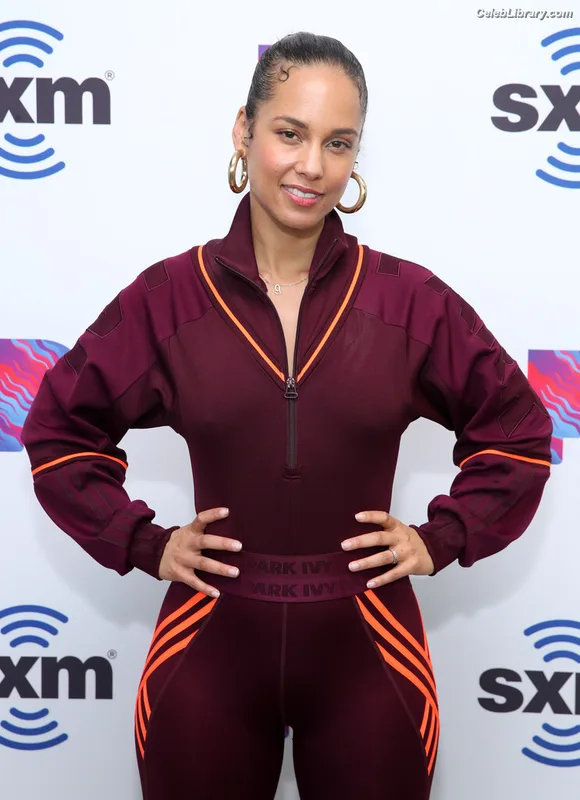 Alicia Keys photo 23 of 232