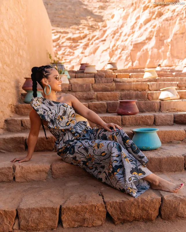 Alicia Keys photo 21 of 232