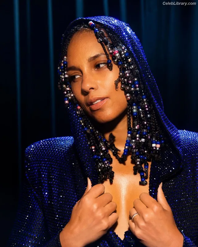 Alicia Keys photo 11 of 232