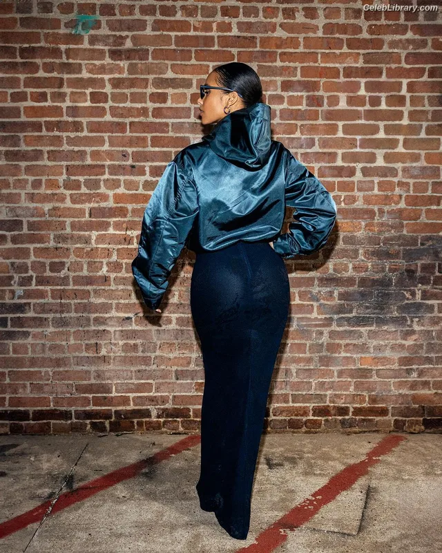 Alicia Keys photo 13 of 232