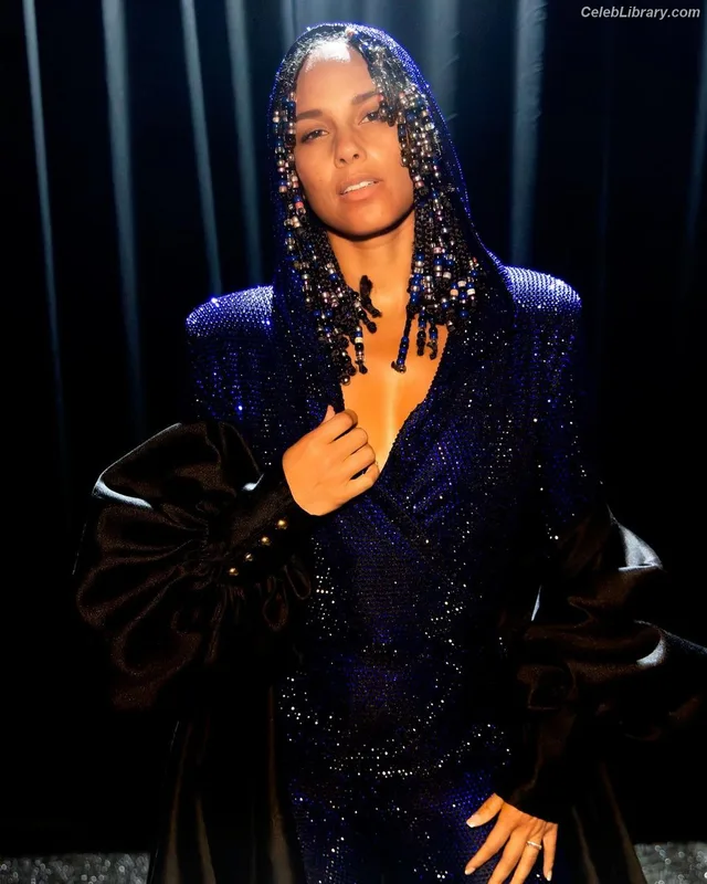Alicia Keys photo 23 of 232