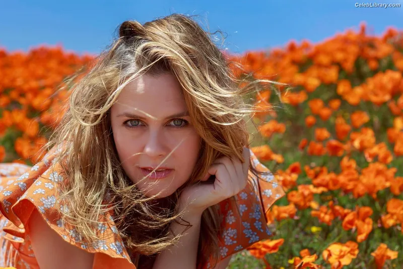 Alicia Silverstone photo 19 of 146