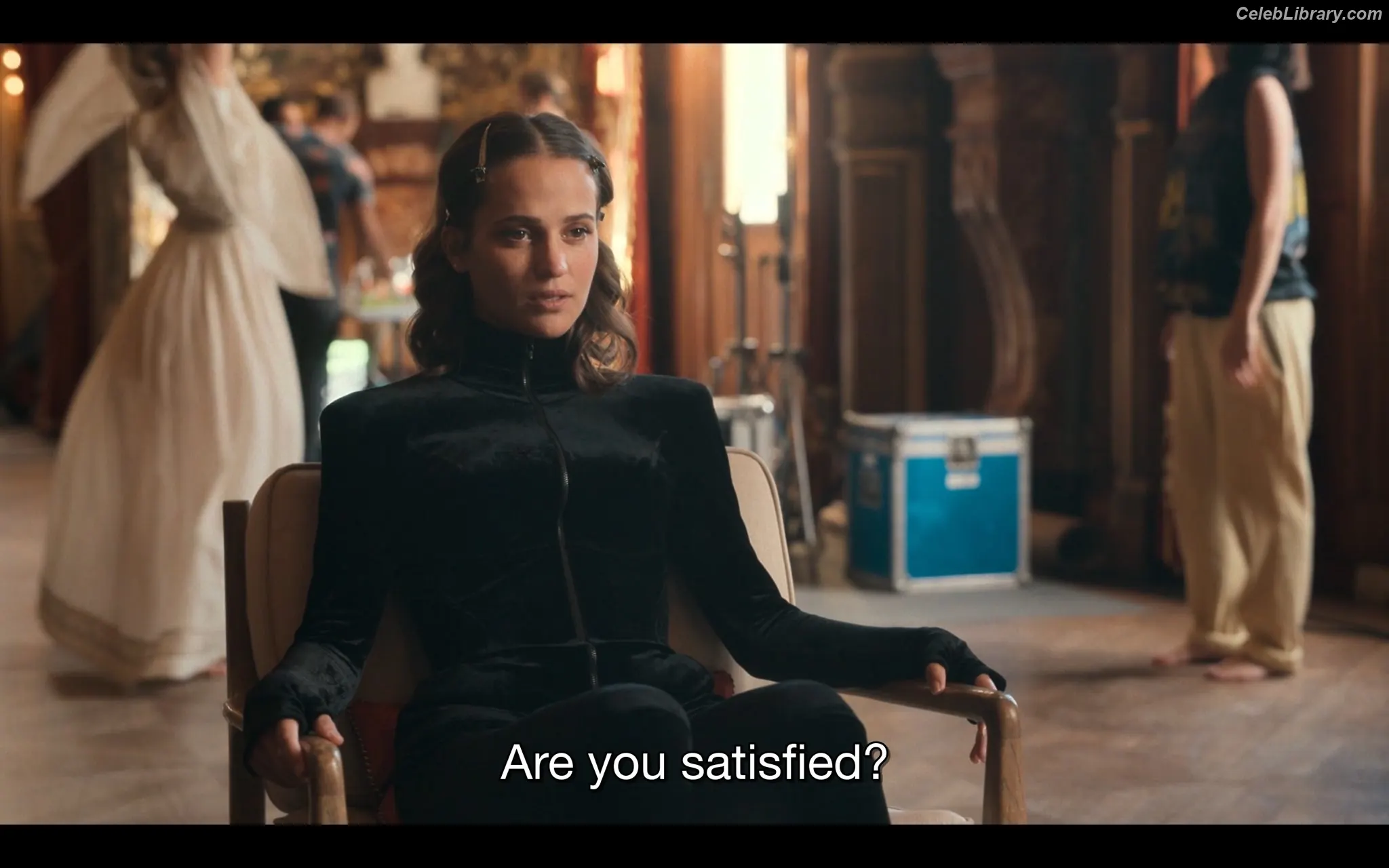 Alicia Vikander photo 7 of 440