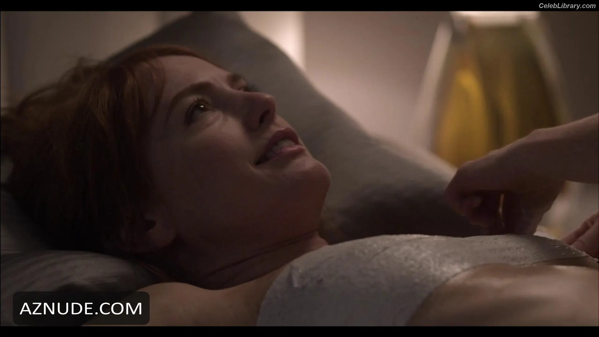 Alicia Witt photo 1 of 33
