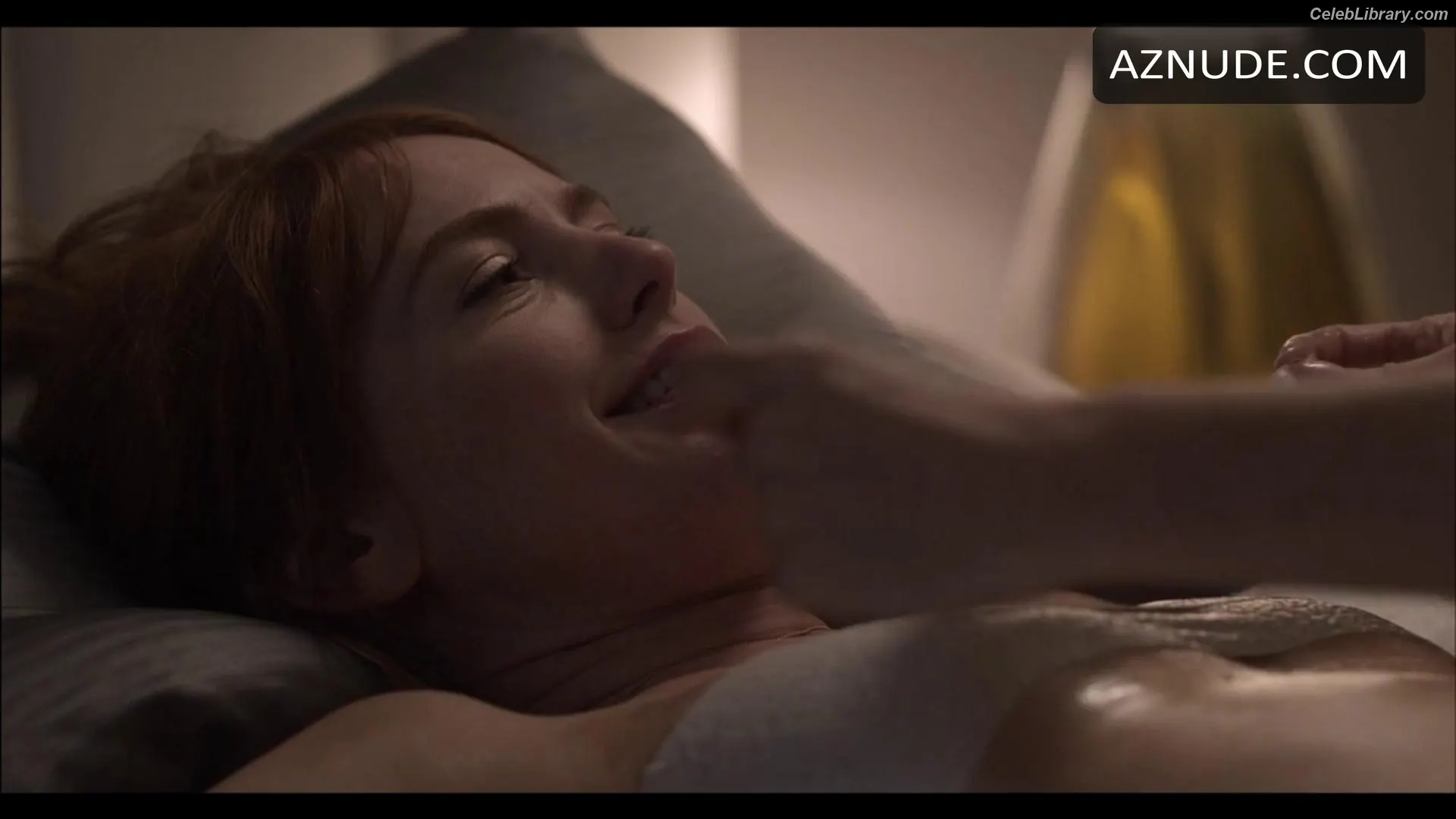 Alicia Witt photo 16 of 33