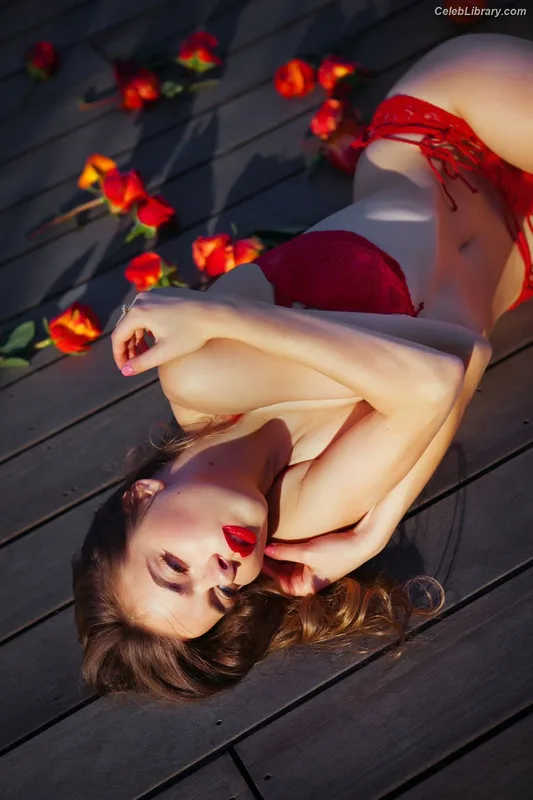 Alina Aliluykina photo 1 of 42