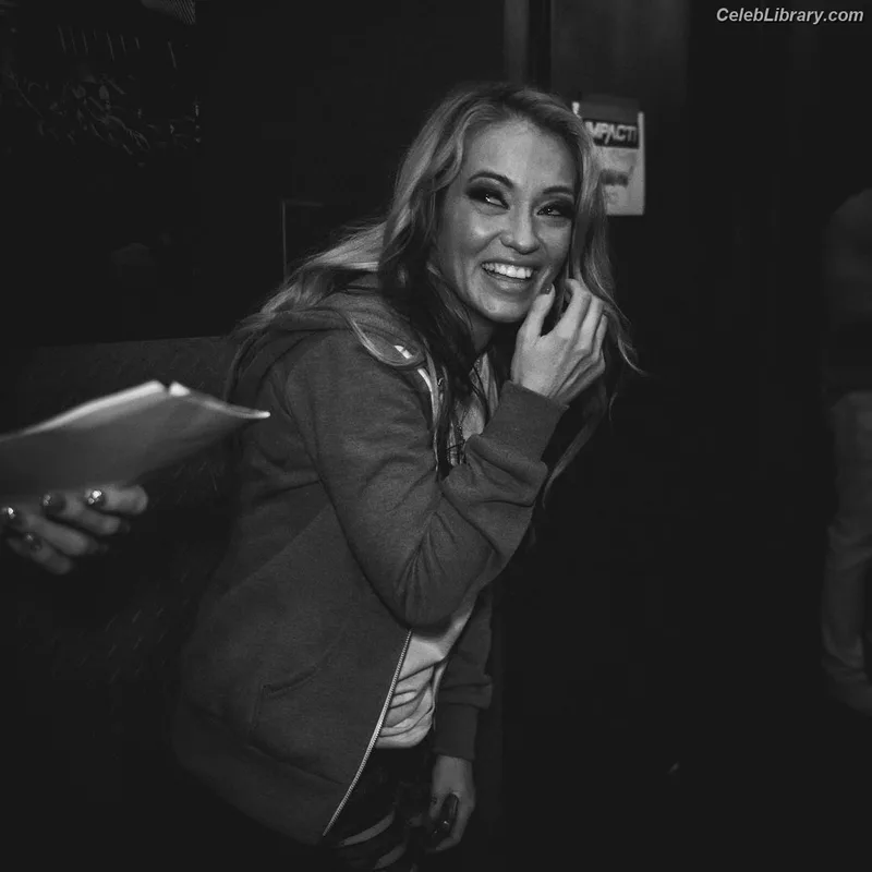 Alisha Edwards photo 17 of 924