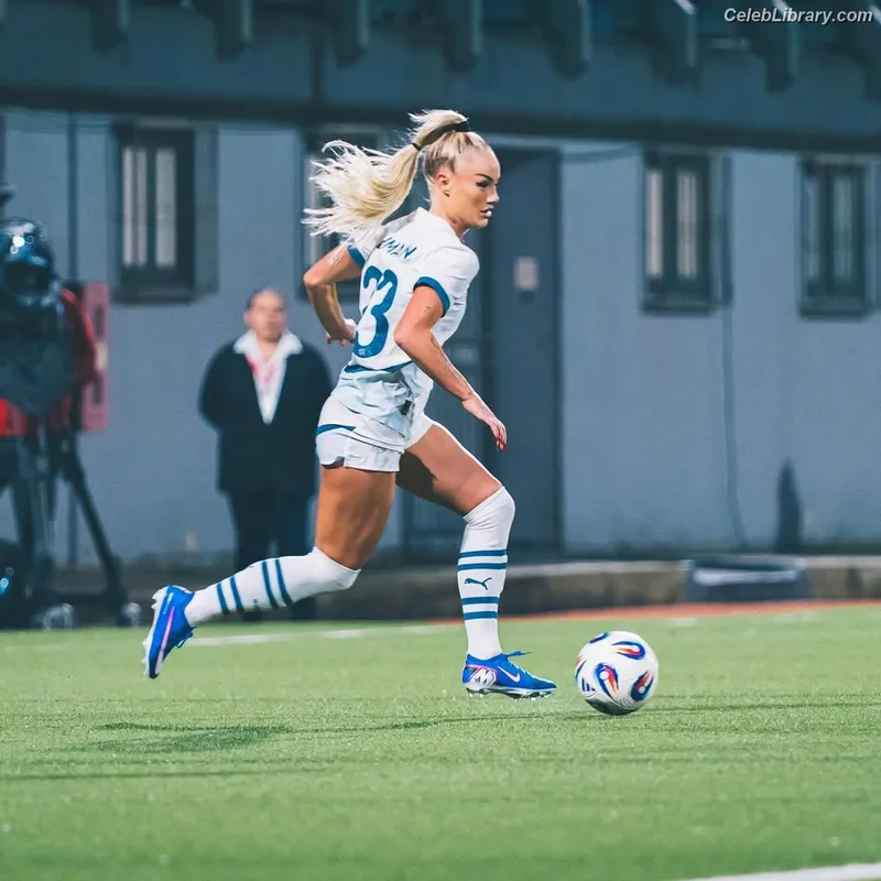 Alisha Lehmann photo 5 of 622