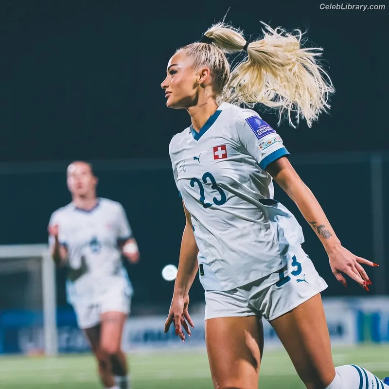 Alisha Lehmann photo 7 of 622