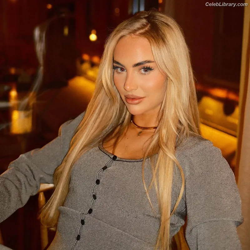 Alisha Lehmann photo 14 of 622