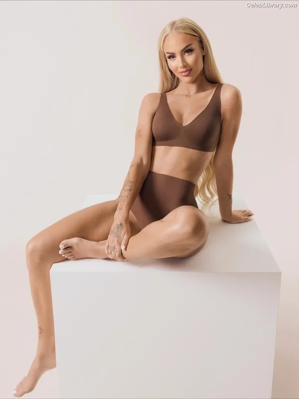 Alisha Lehmann photo 20 of 622
