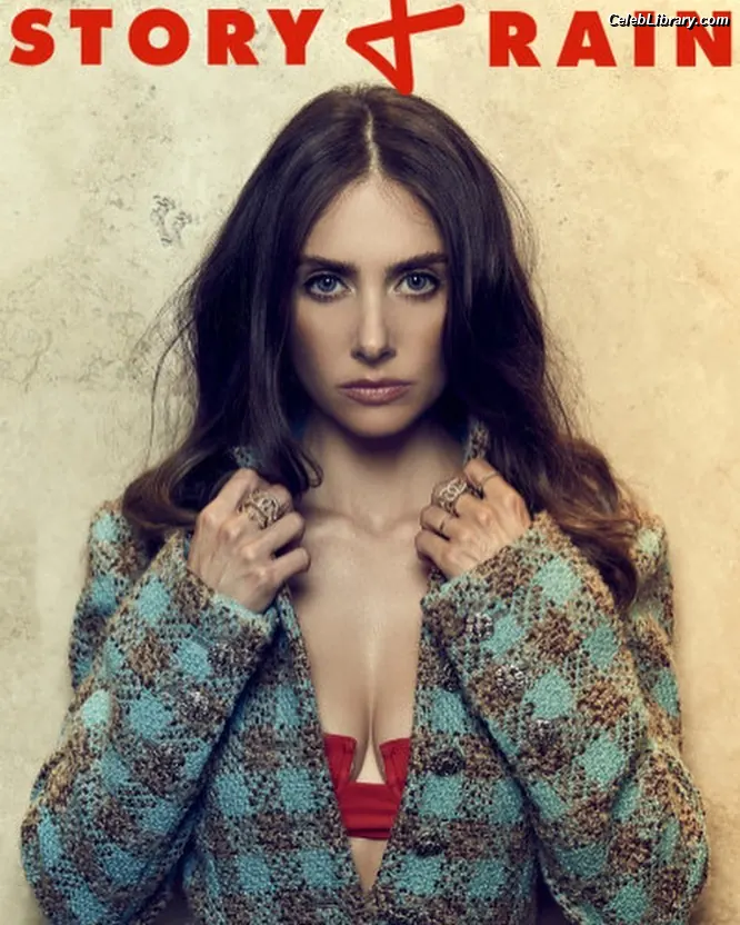 Alison Brie photo 24 of 1528