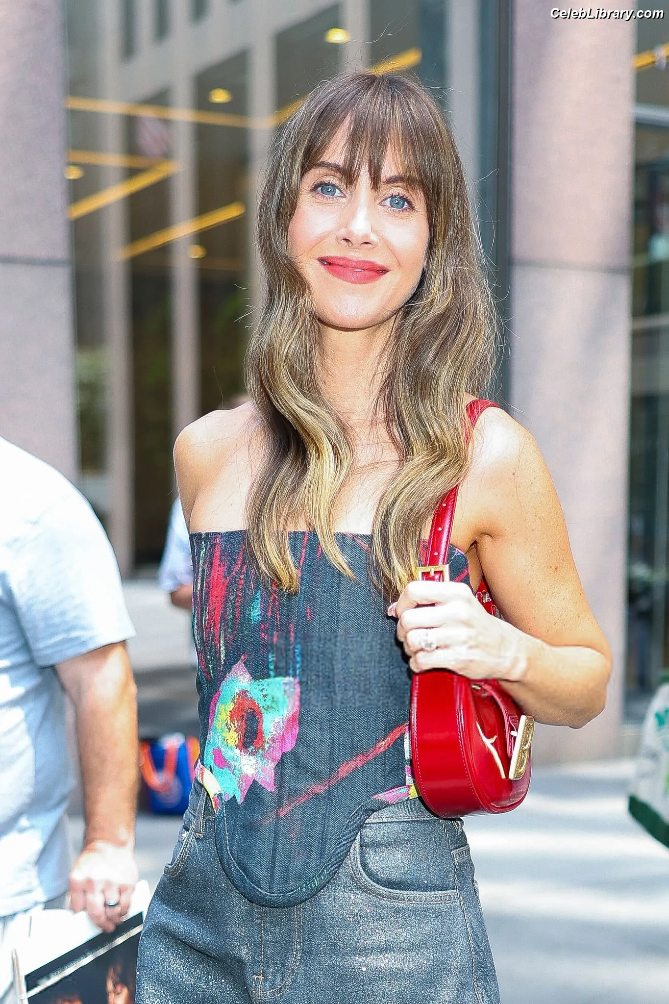 Alison Brie photo 13 of 1528